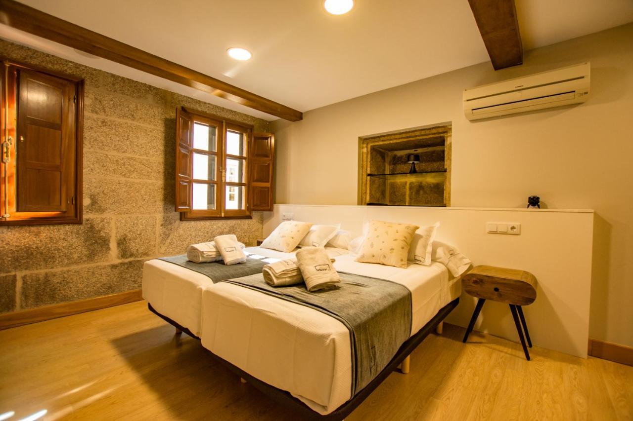 Hostal Nomade Santiago San Giacomo di Compostella Esterno foto