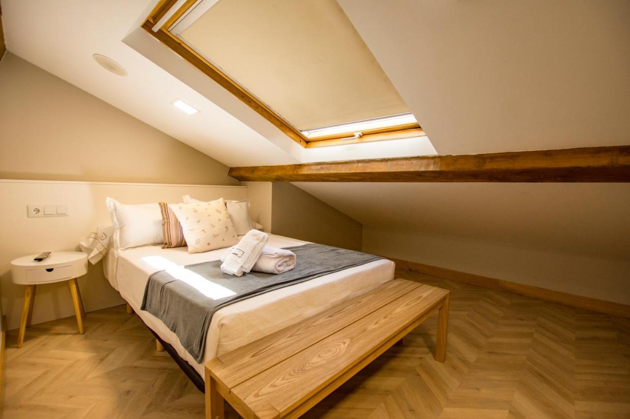 Hostal Nomade Santiago San Giacomo di Compostella Esterno foto