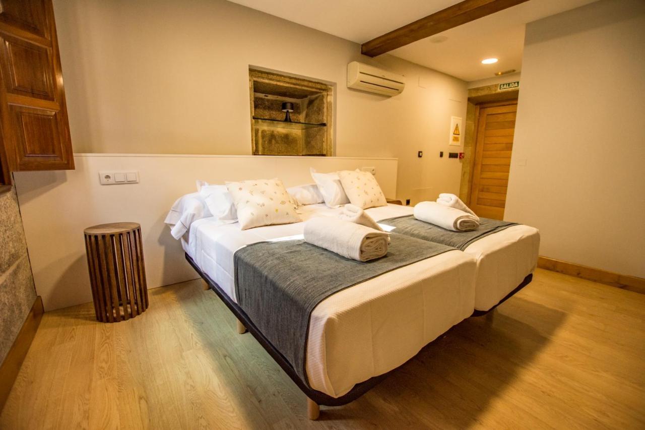 Hostal Nomade Santiago San Giacomo di Compostella Esterno foto