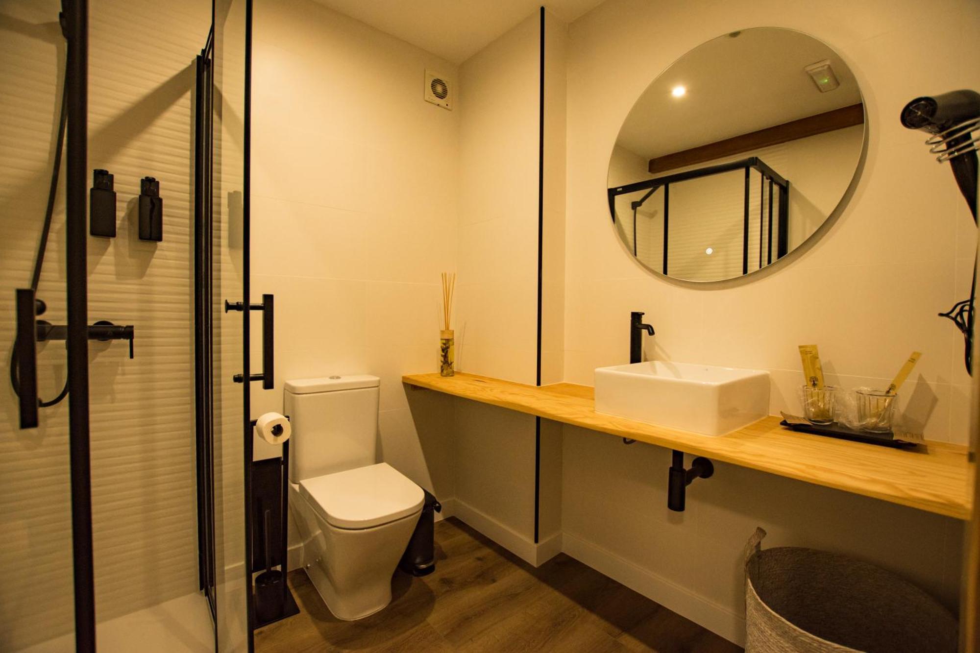 Hostal Nomade Santiago San Giacomo di Compostella Esterno foto